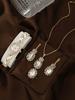 Fashion Ladies Alloy Leaf Quartz Watch Bracelet Set For Casual Wear