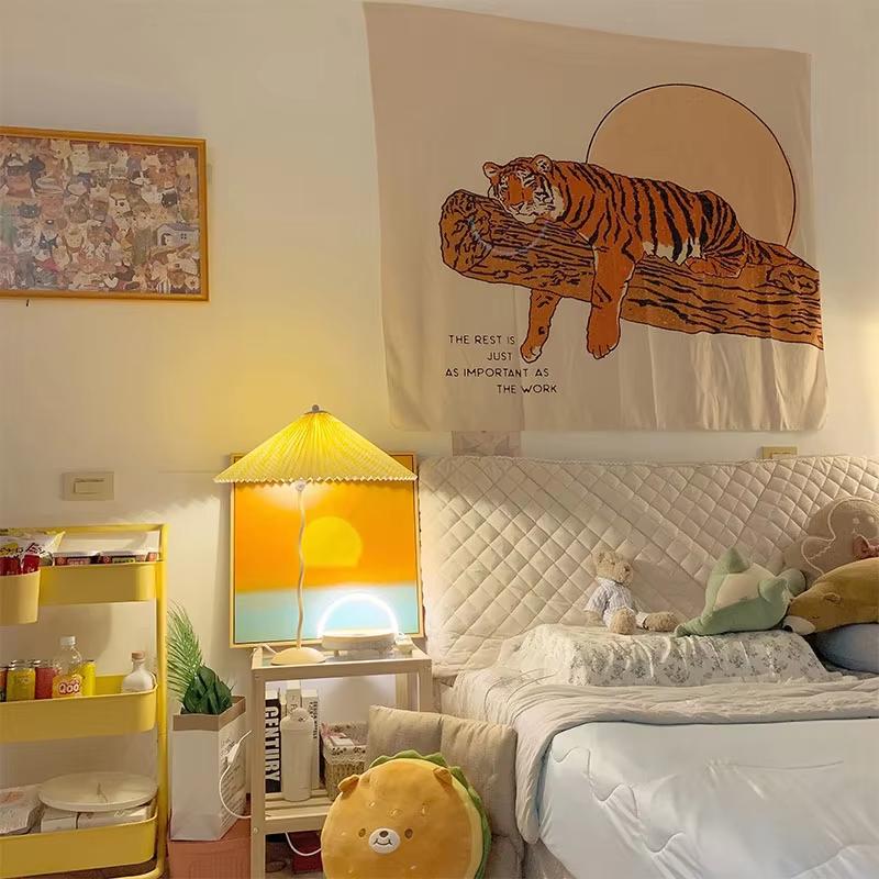 Trendy Abstract Cat Tapestry Stylish Feline Print Modern Wall Art Chic Home Accent for Trendsetting Interiors 74x94cm(29x37in)