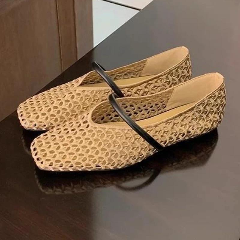 

Модные женские модные балетки с квадратным носком, с неглубоким вырезом, с ремешком на подъеме стопы, туфли Мэри Джейн с закрытым носком, на мягкой подошве, туфли в стиле «маленькая Шанель» 40