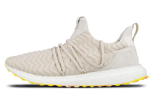UltraBoost A Kind Of Guise x UltraBoost Adidas  AKOG  BB7370 42