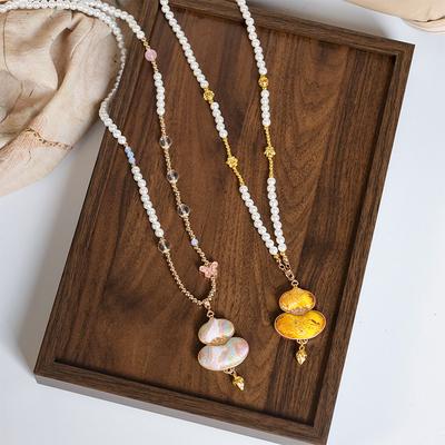 GEMCHIC Women's Handmade New Chinese Style Gourd Pendant Necklace, Imitation Song Brocade Pearl Chain Sweater Chain for Hanfu