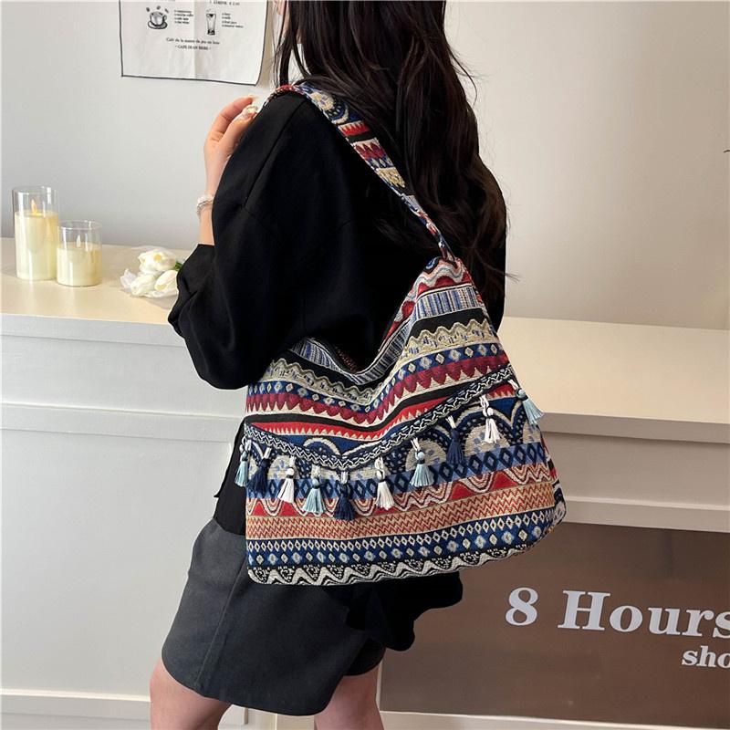 Vintage Women's Bag Tassel Ethnic Handwoven Crossbody for Lady Bag Hippie Sling Shoulder Bags for Ladies Handbag