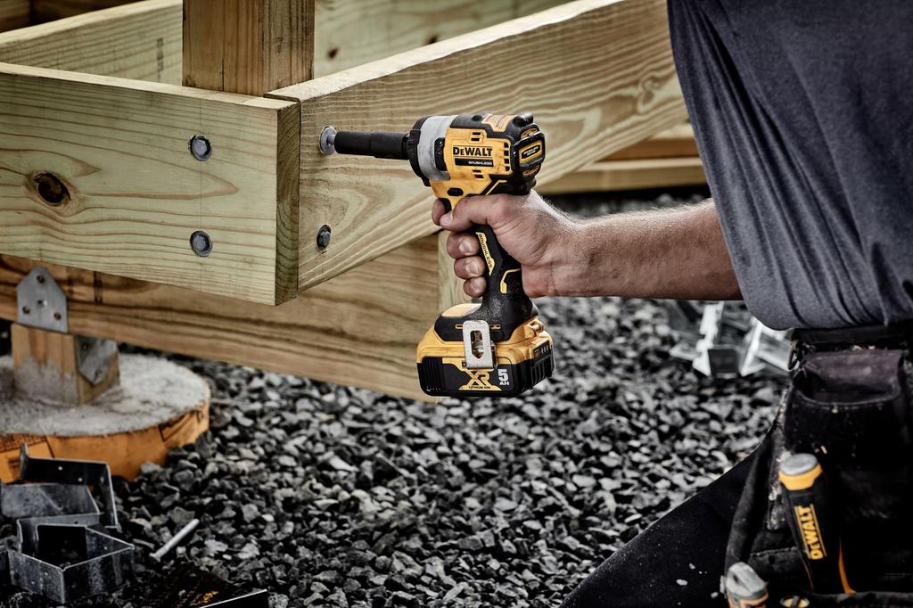 DeWalt DCF911P2T Brushless Cordless Impact 18V for DIY Use Wrench, 5.0Ah, 2-Pack,