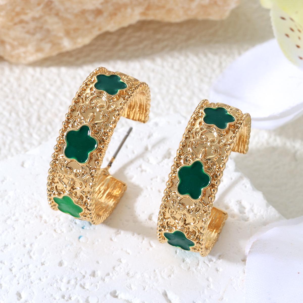 

High-Quality Zinc Alloy Flower Earrings for Women – Fashionable, High-End Feel in 4 Colors