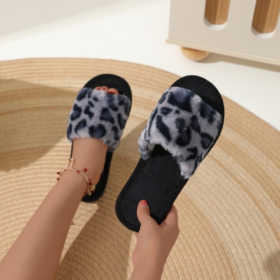 Womens Autumn and Winter Leopard Print Slippers for Home Warmth