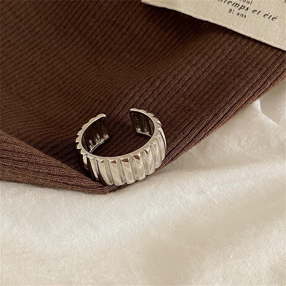 Retro S ring does not fade, light luxury index finger ring, open ring.