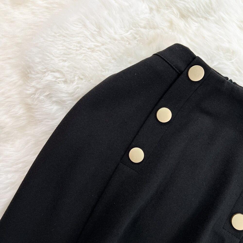 Autumn Retro Temperament Double-Breasted Hip Skirt Light Mature Wind In The Long Retro Fishtail Skirt