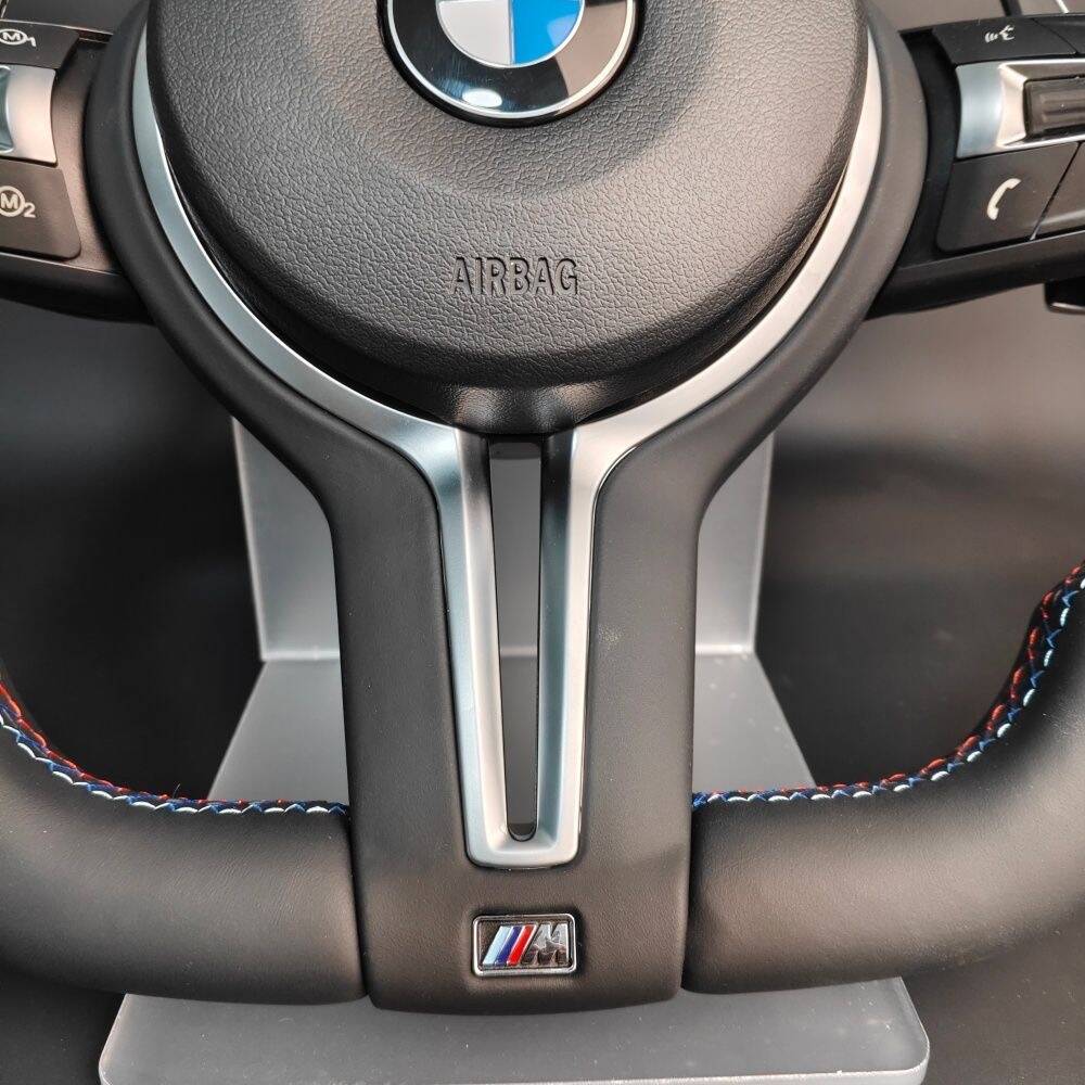 TLOO9 4PCS Car Steering Wheel Hub Caps Center Emblem Badge Sticker DIY Decorative Sticker For BMW M E39 E38 E90 E60 F30 F20 X1 X3 X5