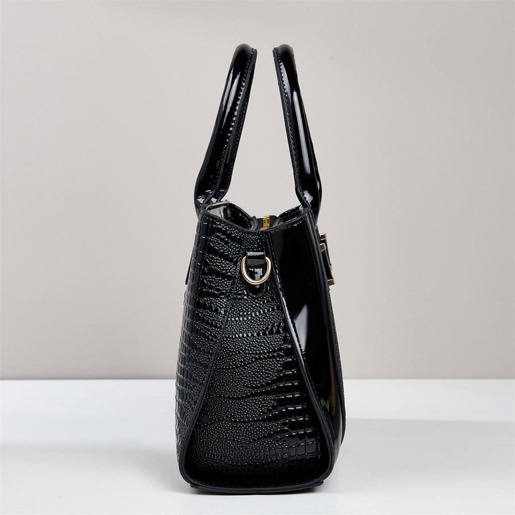Large Pu Tote Bag With Crocodile Embossing For Daily Commuting And Casual Wear
