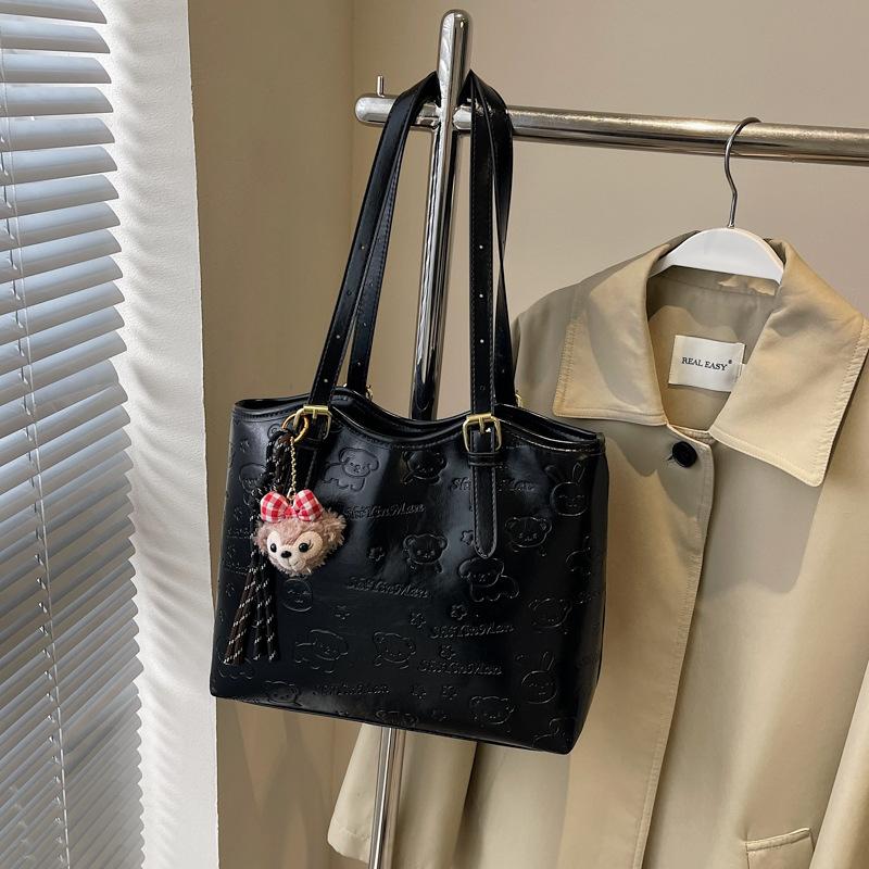 High-end contrasting color large-capacity bag women's 2025 new fashion commuter shoulder college student portable tote bag