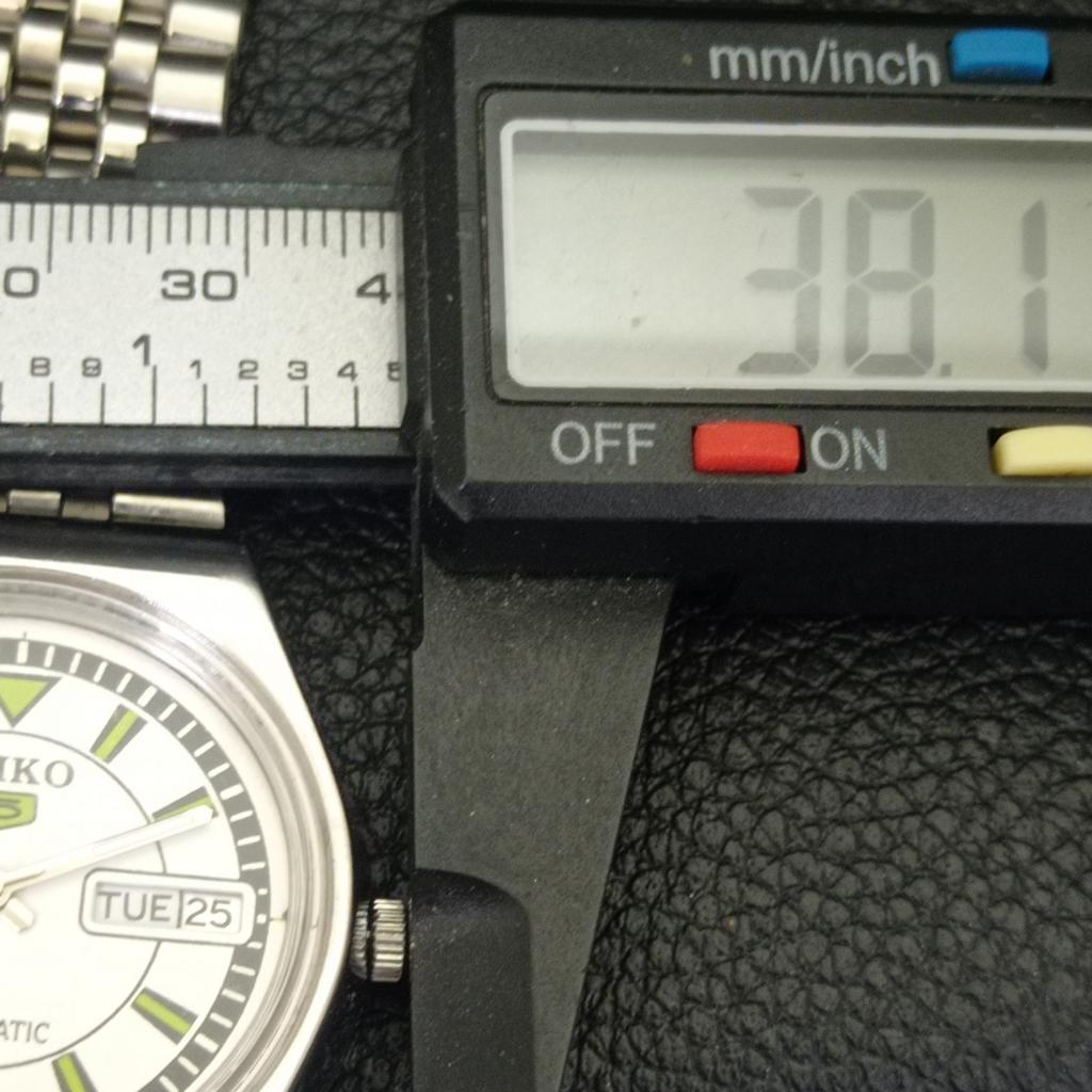 GENUINE VINTAGE SEIKO 5 JAPAN 6309A AUTOMATIC MENS WHITE DIAL WATCH a702718-1 R210-a702718