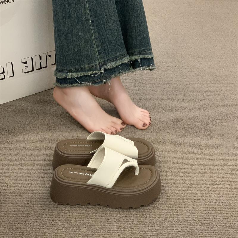 French set of toe cool slippers women's summer wear new casual flip-flops simple with skirt cool slippers