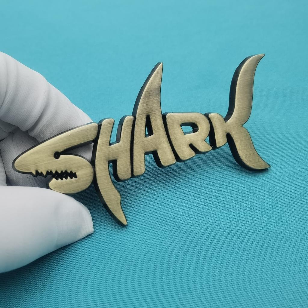 1Pc 3D Metal Shark Logo Car Rear Trunk Emblem Sticker, Car Sider Fender Badge Sticker for Car Body Stying Decoration Accessories