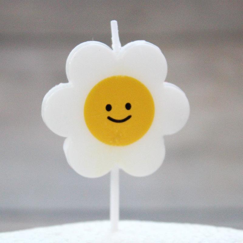 New Single Korean Style Small Fresh Yellow Smiling Face Sunflower Birthday Party PVC Boxed Candle
