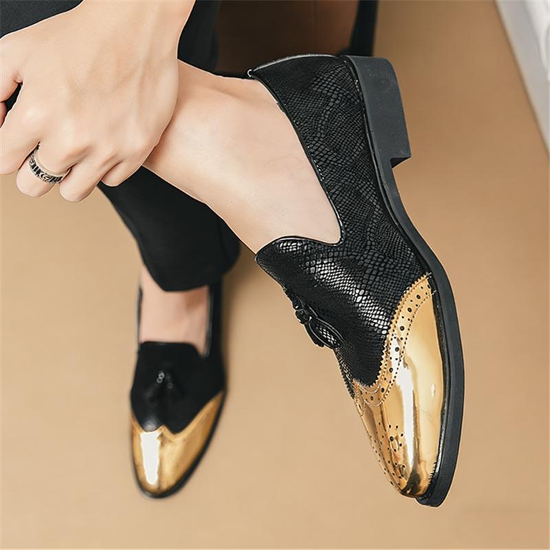 Designer Britain Gentleman Tassels Pointed Patent Leather Shoes Men Black Gold Mix Formal Wedding Prom Dress Homecoming Footwear