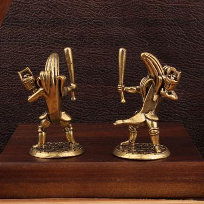 Deko & Wohnaccessoires – Statuetten