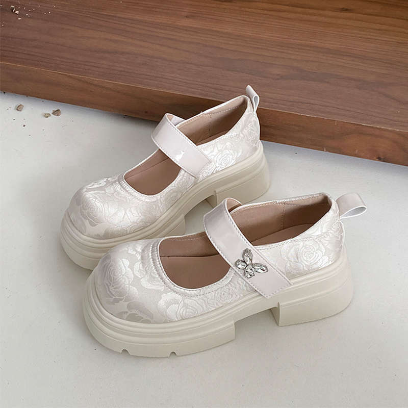 Thick-soled heightening embroidered Mary Jane shoes women's 2025 summer new with skirt sweet round head versatile small leather shoes