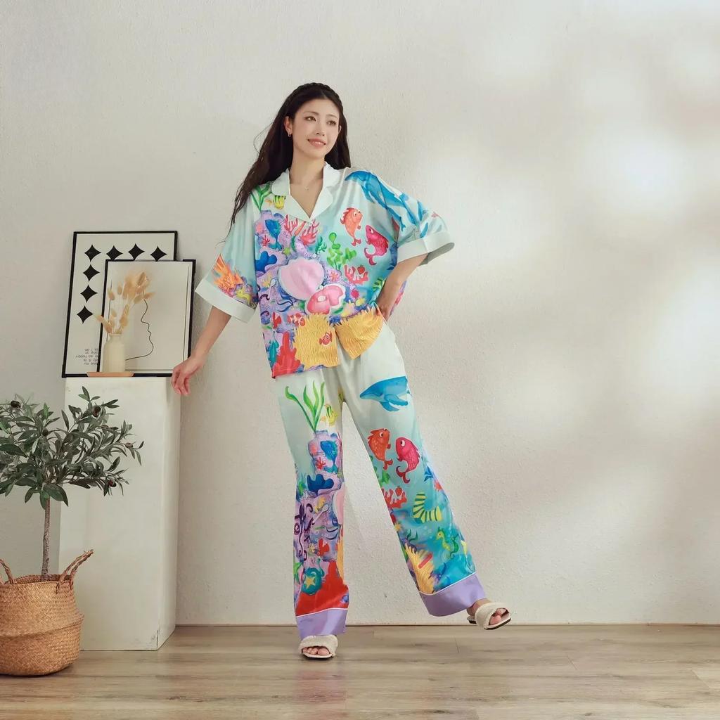 Neue französische Damen-Nachtwäsche Eis-Seide bedrucktes Mittelarm-Set mit hochwertigem Gefühl, Ins-Stil Revers Hausanzug Set Pyjama