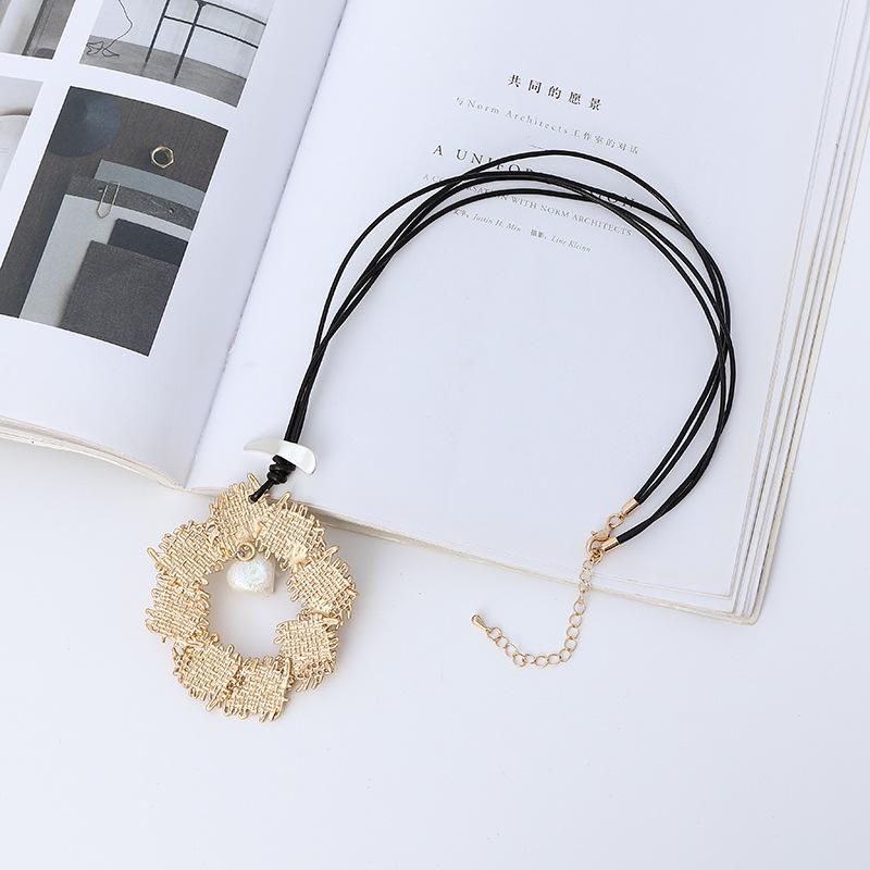Sweater Chain Long Necklace Women S Geometric Pearl Fashion High-End Necklace