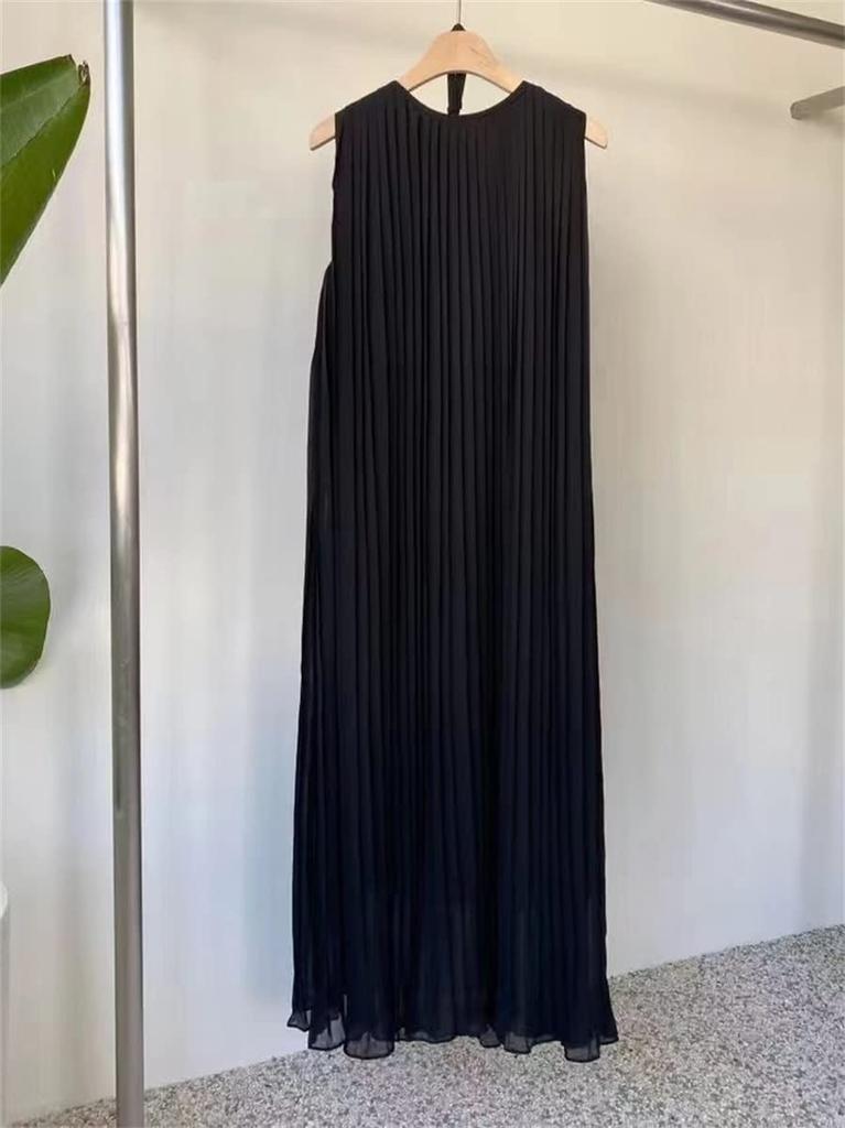 [YUANYUAN] Plissiertes Chiffonkleid, Ärmelloses Kleid, Sommerkleid, Langes Kleid, Klebeband am Hals, Ärmellos, Mit Gürtel, Gefüttert, Schwarz, Maxilänge, Lässig, Entspannt