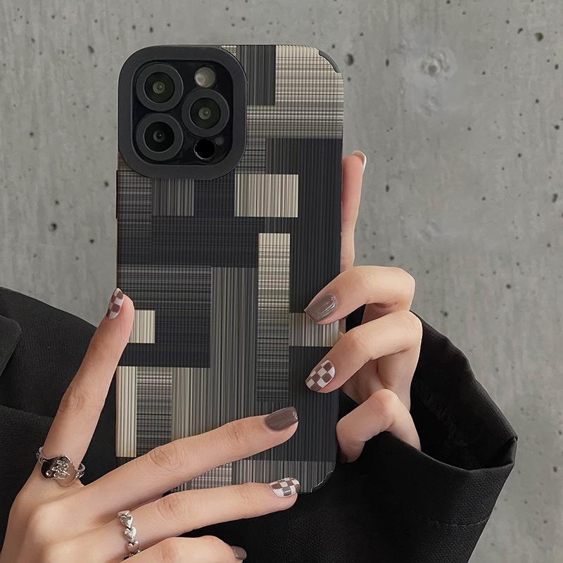 The new splicing grid is suitable for iphone14promax mobile phone case Apple 13 toothpick pattern 12 personalized simplicity xr