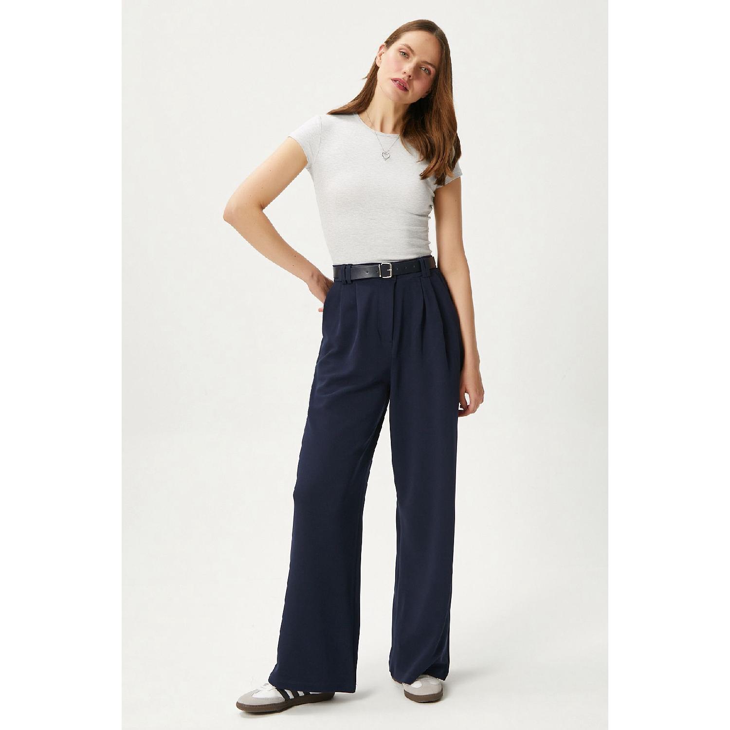 

Woman Rena Arched Lycranda Navy Blue Palazzo Pants 36 Темно-синій