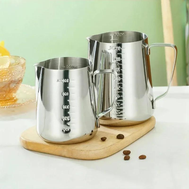 304 Edelstahl Milchaufschäumkännchen mit Skala Latte Art Tasse 350ML 550ML 900ML für Home Barista Kaffeezubereitung