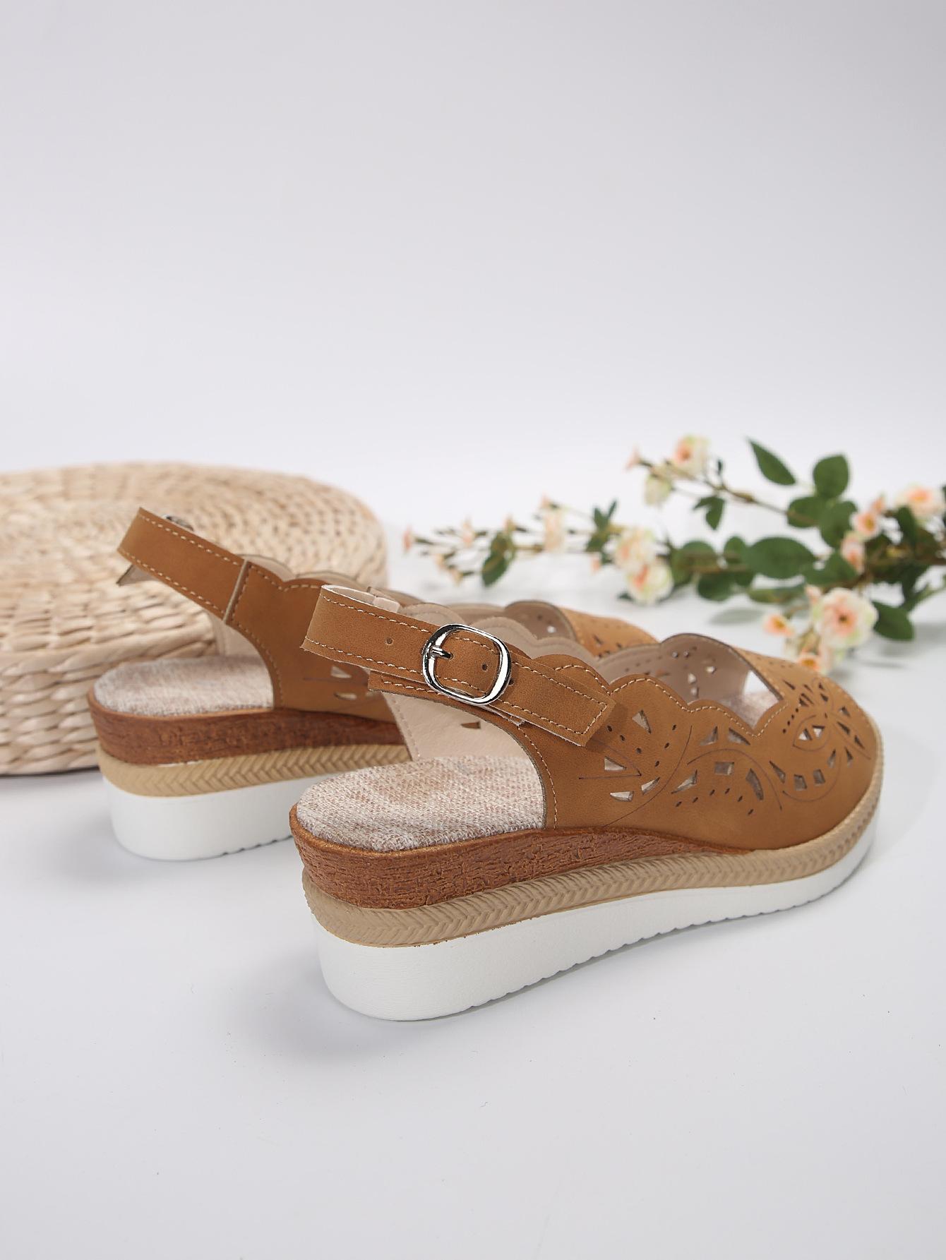 

2025 Independent Station New European and American Sandals Large Size Foreign Trade Hemp Rope Hollow Flower Slope Heel Fish Mouth Sandals Women s Shoe 43