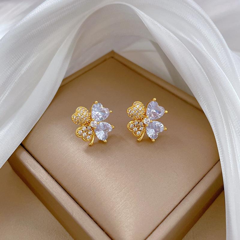 Four-Leaf Full Diamond Necklace Earrings Set Light Luxury Micro-Inlaid Personalized Temperament Banquet Earrings Necklace Combination