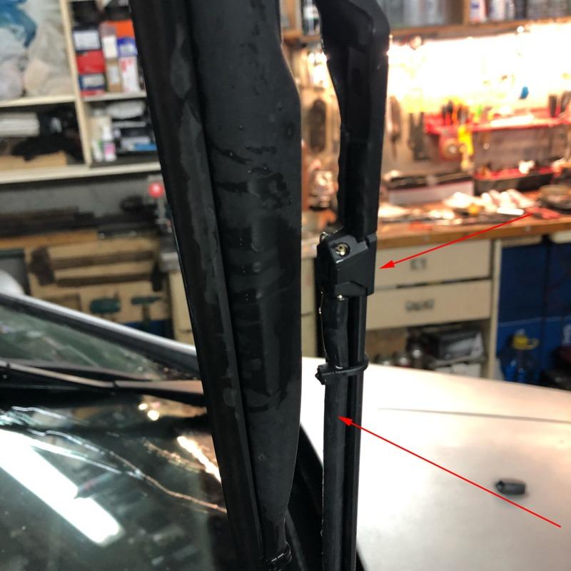 2Pcs/Pack Universal Car Windscreen Washer Wiper Blade Water Spray Jets Nozzles Mounted Onto 8mm 9mm Arm Adjusted