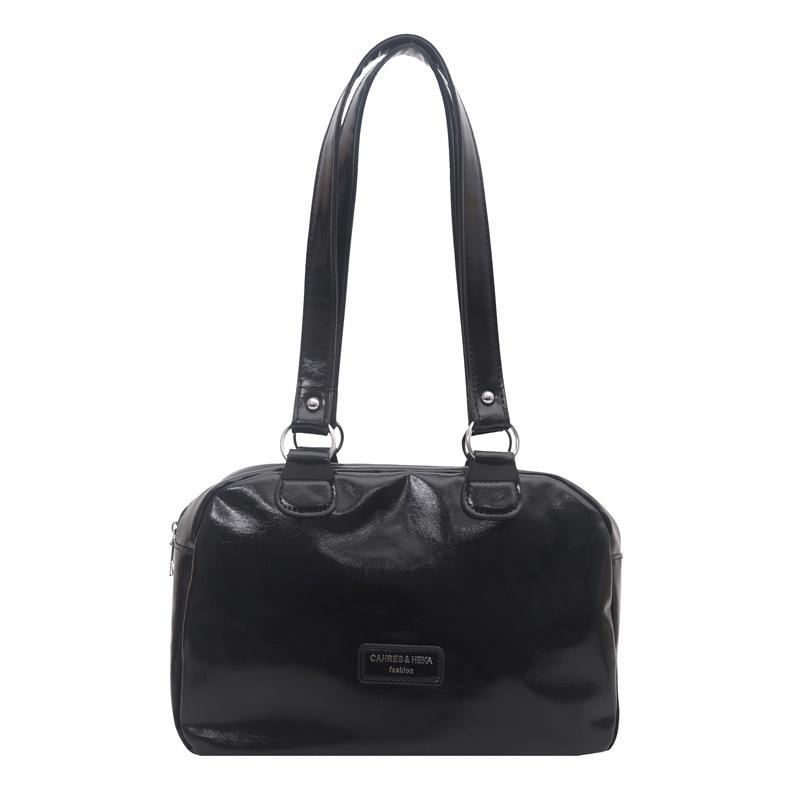

Trendy portable pillow bag women s bag spring and autumn new versatile shoulder bag commuter armpit чорний