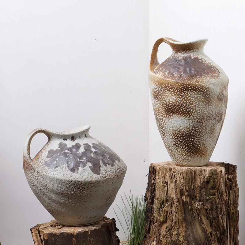 Creative Ceramic Lily Vase Kettle for Home Decor and Flower Arrangements