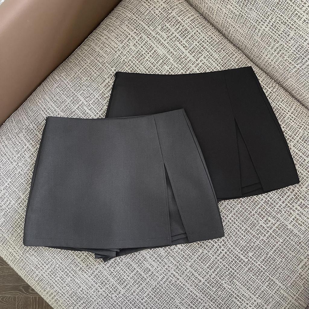 Spring/Summer 2026 High-Waisted A-Line Skirt with Irregular Slit and Anti-Exposure Design