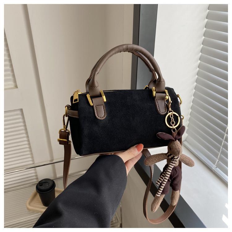 Trendy Women's Square Bag 2024 New Handbag Simple Retro Shoulder Bag Street Fashion Casual Shoulder Bag