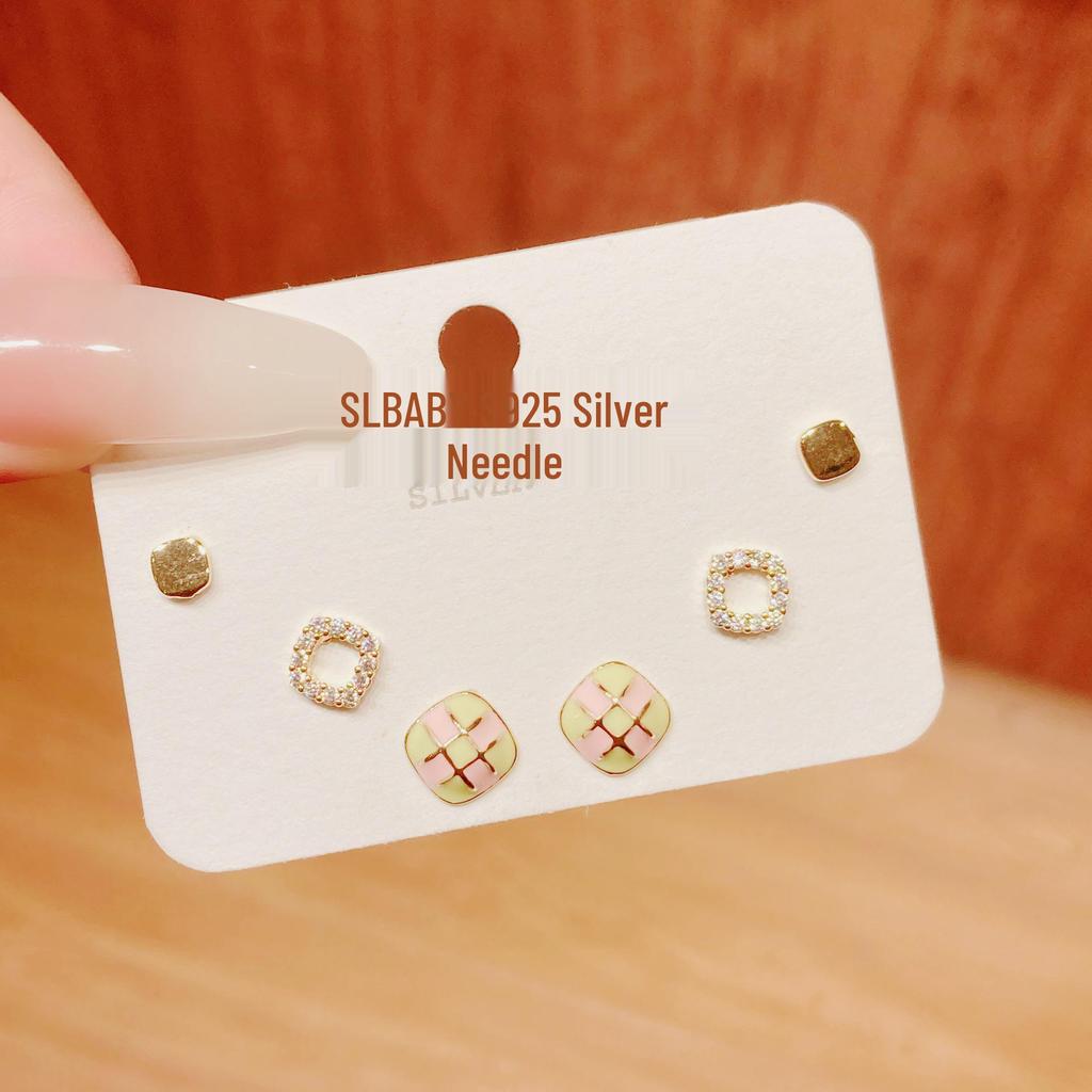 Environmentally Friendly Nickel-Free Gold Plated Women's Stud Earrings - High-End, Simple, Versatile Design