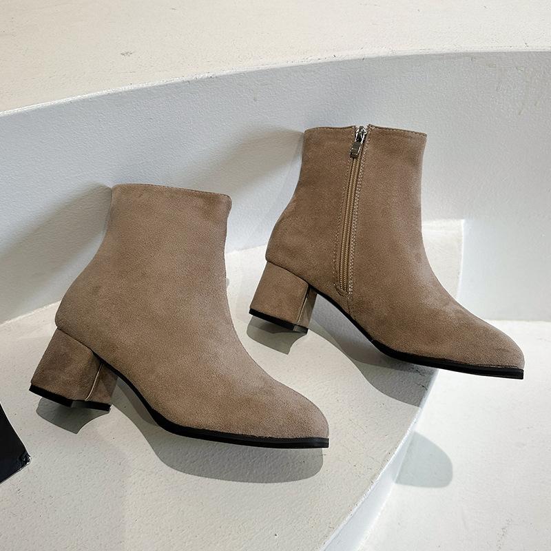 

Foreign trade large size thick heel high heels women s shoes autumn new Xiaoxiangfeng Korean version retro square head single shoes 42 хакі