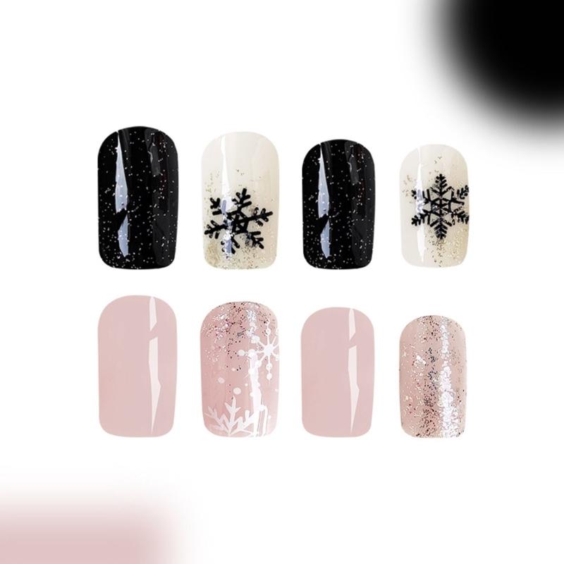Press On Nail Black and White Snowflake Nails False Nail Stick On Nail for Christmas Parties and Seasonal Event