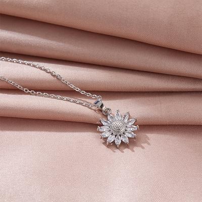 Collier Tournesol Femme Simple Naturel Polyvalent Tendance Pendentif Incrusté Chaîne Clavicule Accessoires
