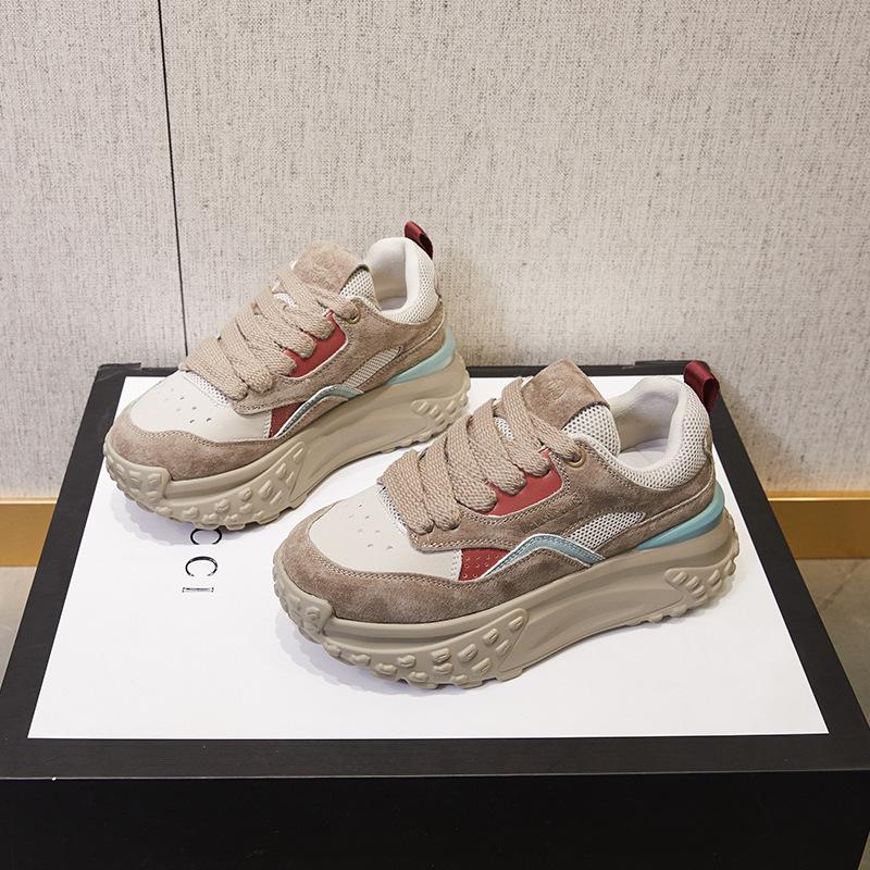 Autumn and Winter New Little White Shoes Female Student Sports Shoes Internet Celebrity Casual Women's Shoes Versatile Thick Soles Increase Height Dad