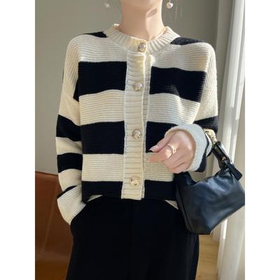 Spring and Autumn Round Neck Striped Knit Sweater Women's Tops Short Sweater Cardigan Jacket
