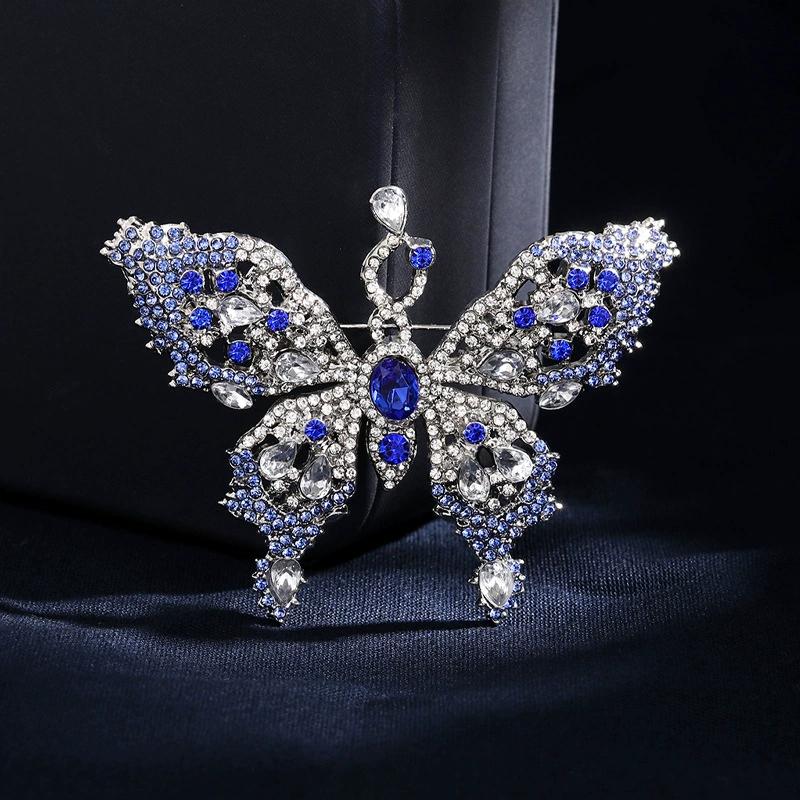 SKEDS Französische Schwere Handwerkskunst Schmetterlingsbrosche Damen Luxus Strass-Insekten-Anstecker Persönlichkeit Eleganter Schmuck Klassischer Schmuck