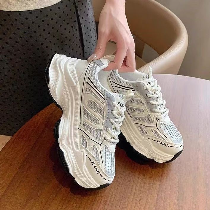 

Новая платформа папины кроссовки детские новые осенние тонкие сетчатые дышащие сетчатые туфли увеличивающие рост повседневные спортивные туфли 40