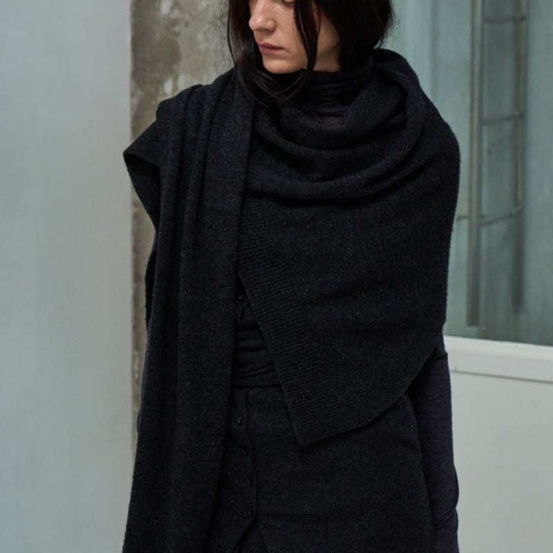 

GRIDA-J Wool Blend Best Type muffler Charcoal