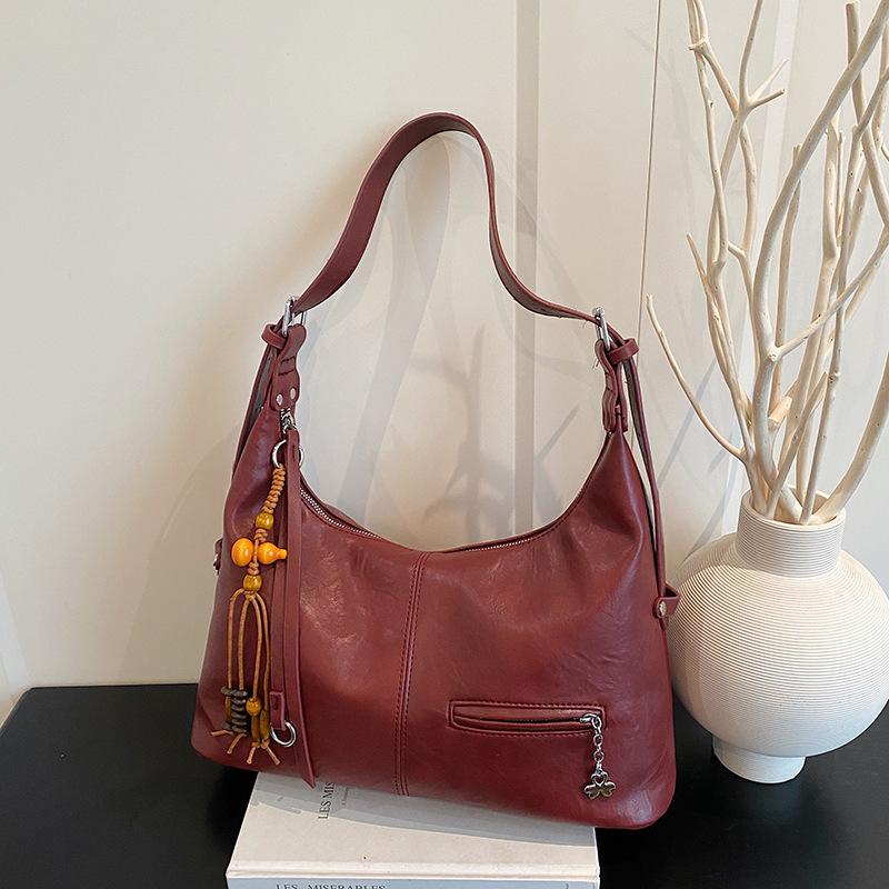 

Niche design bag women s large capacity 2025 new autumn and winter retro shoulder underarm bag casual commuter tote bag no pendant бордовый