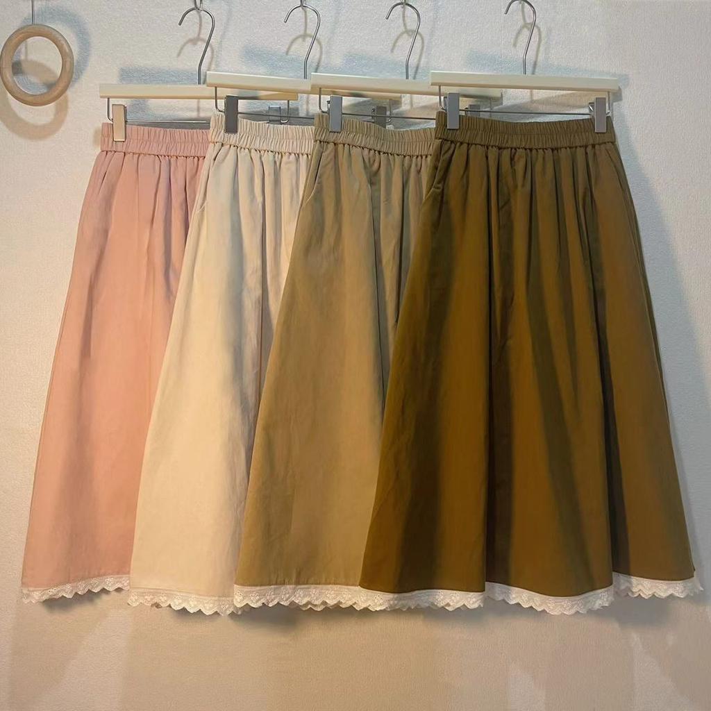 Women's Autumn Design-Forward Lace-Trimmed Paneled Midi Skirt - Niche High-Waist Pleated Loose Umbrella Skirt with Sweet Flair