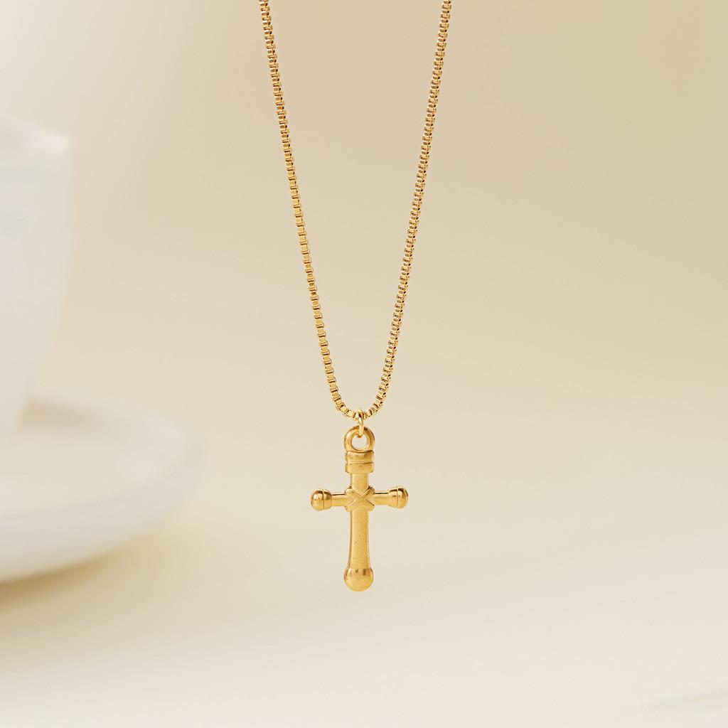 Summer Cross Pendant Necklace For Women With Stainless Steel Heart Shape Style A