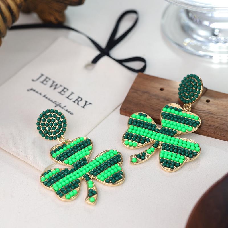 

Ireland St. Patrick s Day Green Shamrock Dangle Earrings with Alloy and Rice Beads