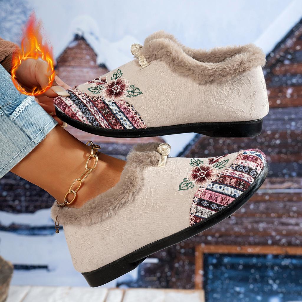 Women's Fleece-Lined Thickened Flat-Soled Embroidered Shoes for Middle-Aged and Elderly Women Chinese Ethnic Style Slip-On Mom Shoes