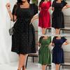 Elegantes Retro-Pünktchen-Wickelkleid mit quadratischem Ausschnitt in Übergröße mit taillenbetonendem weitem Rocksaum