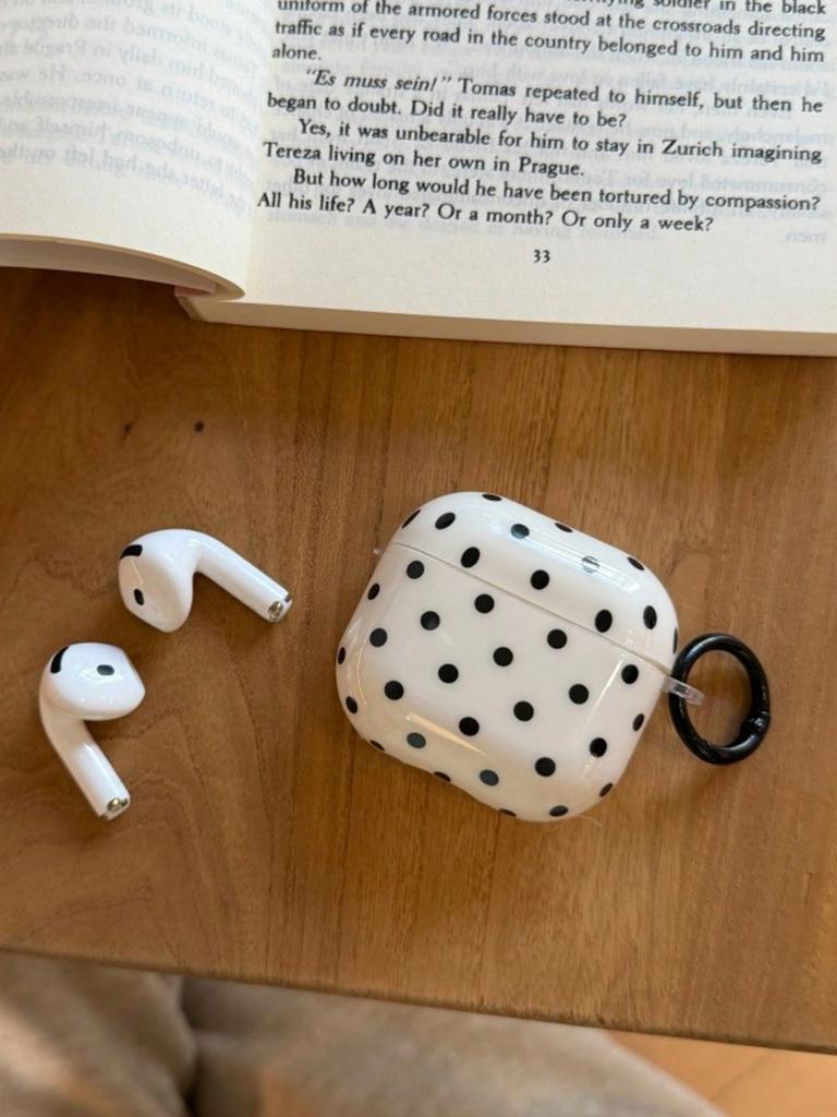 Korean Style Black White Polka Dot Airpods Pro 3 Case for Airpods 3rd Gen Protective Cover with Cute Heart Charm Anti Slip for Airpods 4th Gen